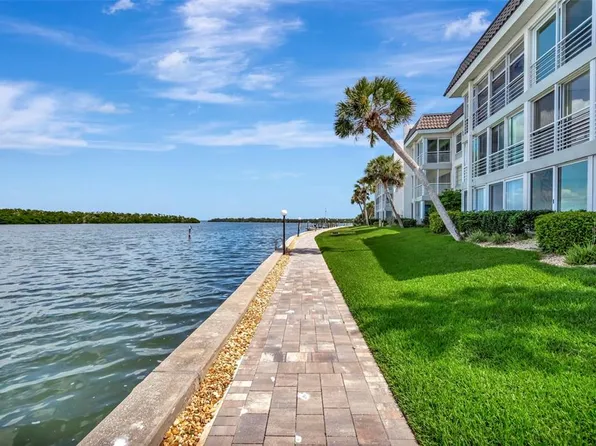 4310 Falmouth Dr Unit 102, Longboat Key, FL 34228