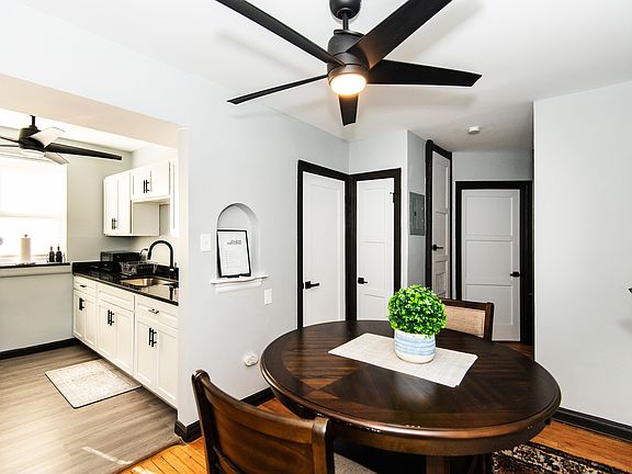 5th image of 4621 Jamieson Ave APT 1N