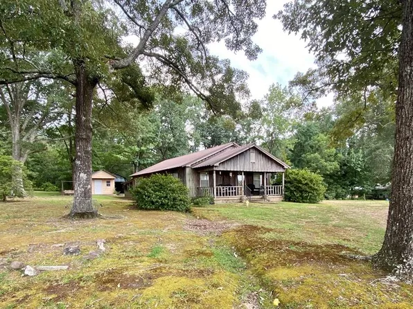 1109 S 1st St NE, Brookhaven, MS 39601