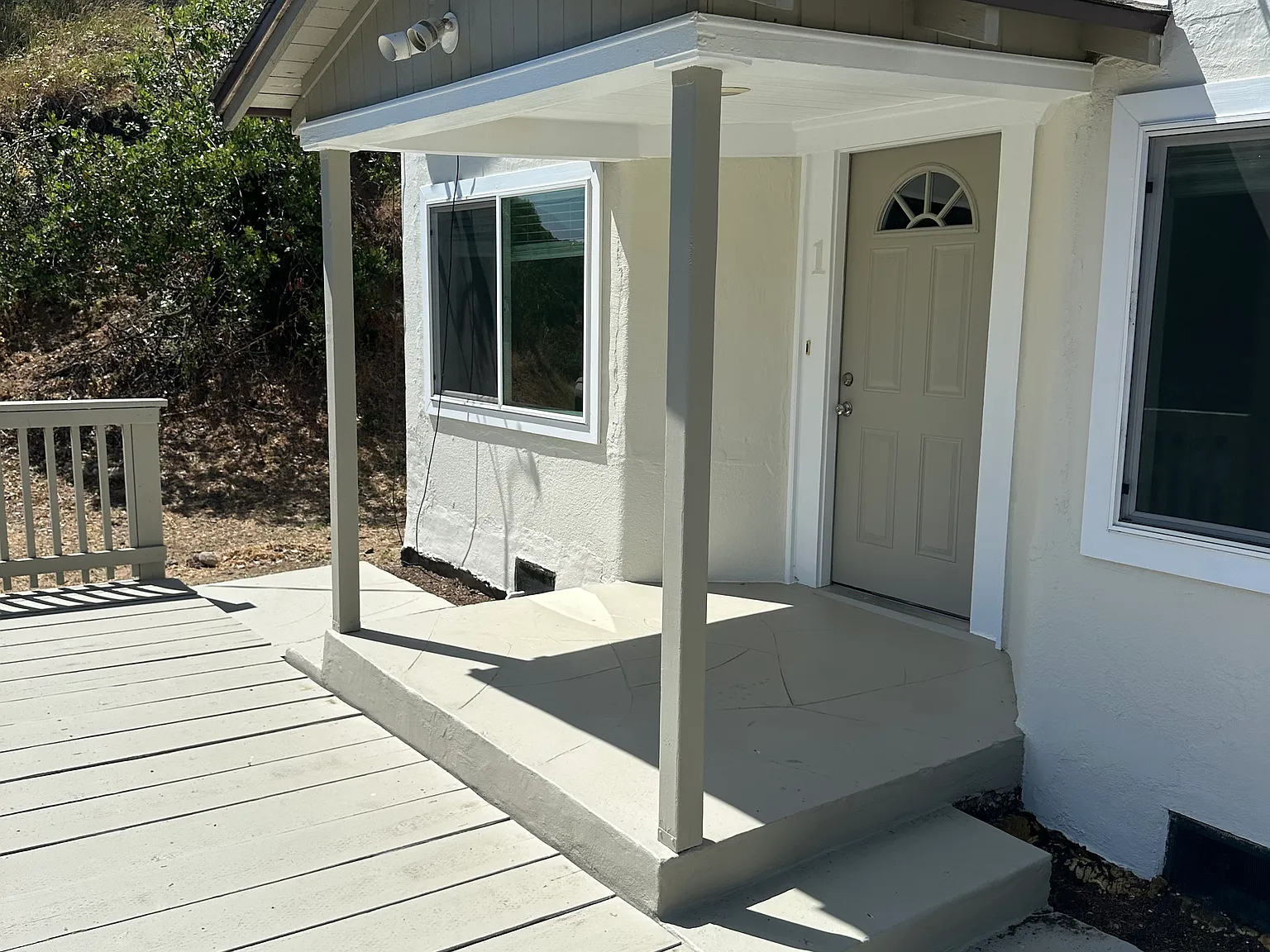 1 bed, 748 sqft, $2,700 — Photo 2
