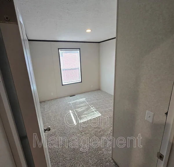 511 E 1st St #70 — Photo 6