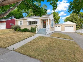 1715 N 6th St, Bismarck, ND 58501