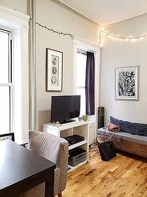 Rented by Signature Property Realty | media 25