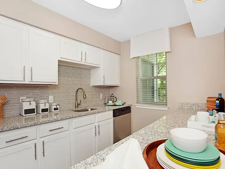 Exton Crossing Apartment Homes — Photo 14