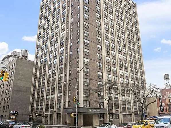 200 E 24th St APT 1205, New York, NY 10010