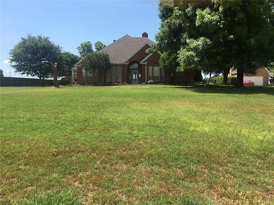 1st image of 2140 Chisholm Trl