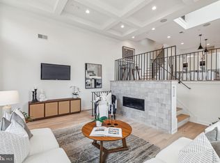 966 Wendle Ct, Philadelphia, PA 19123