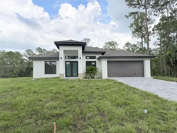 1216 James Ave, Lehigh Acres, FL 33972