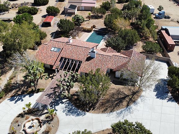 4th image of 2320 W Avenue O4