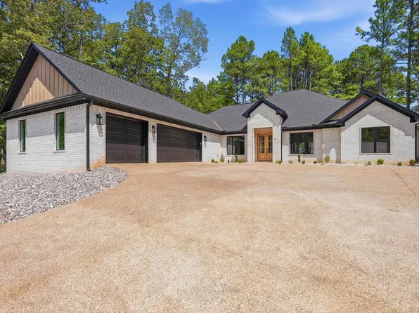 81 Elcano Dr, Hot Springs Village, AR 71909