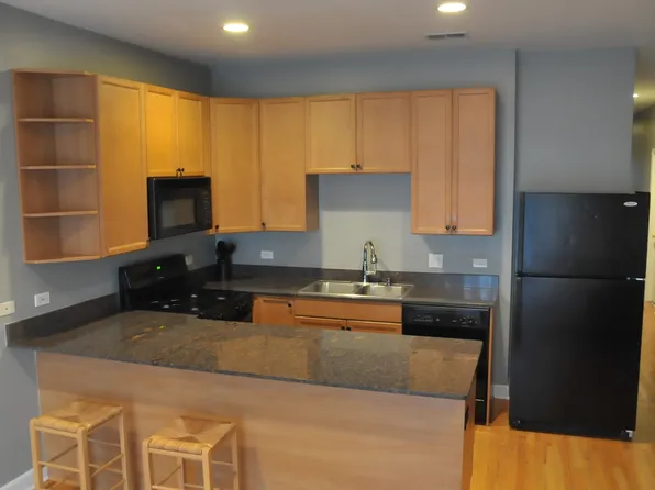 2741 W Congress Pkwy #2, Chicago, IL 60612