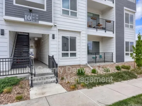 6153 N Ceylon St, Denver, CO
