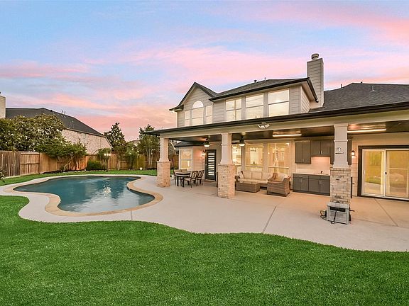 3rd image of 2103 Winebrook Court