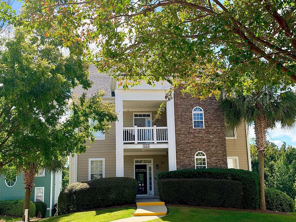 1st image of 144 Breezes Dr Unit A