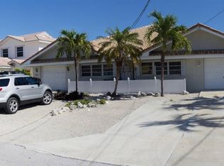 160 9th St, Key Colony Beach, FL 33051