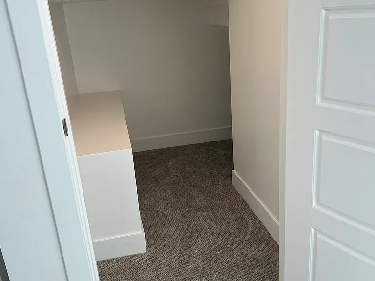 1002 W Mountain Hollow Way — Photo 4