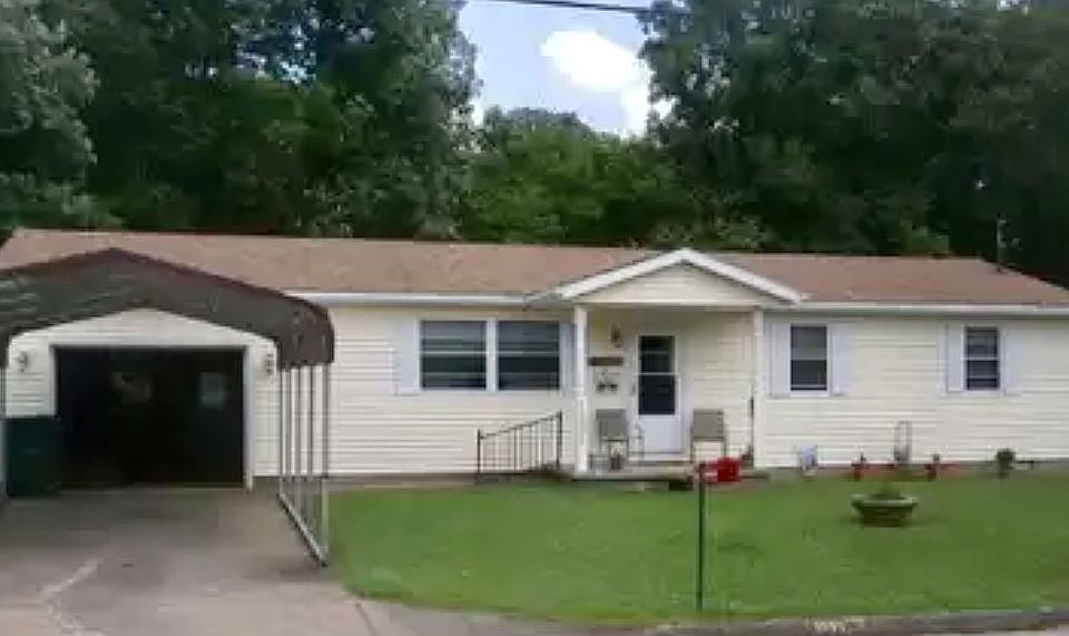 1st image of 1291 E Poplar St