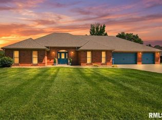 1603 S Eugene Ln, Marion, IL 62959