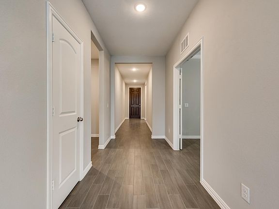 3rd image of 2605 Cowbird Way