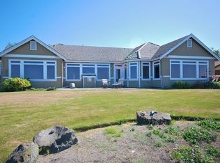 3418 NE Beach Ln, Poulsbo, WA 98370