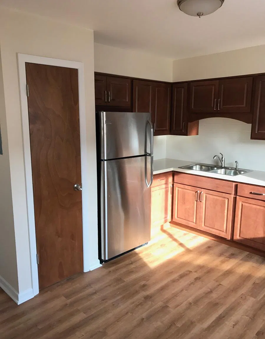 2 bed, 700 sqft, $1,550 — Photo 2