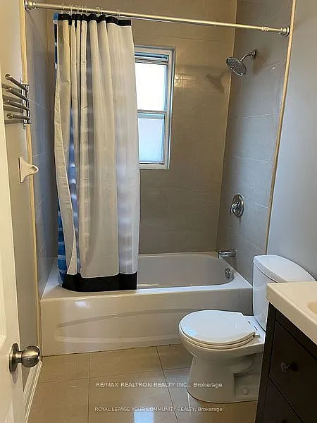 3 bed, $2,500 — Photo 3
