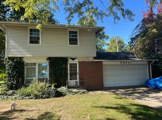 56541 Mark Manor Dr, Elkhart, IN 46516