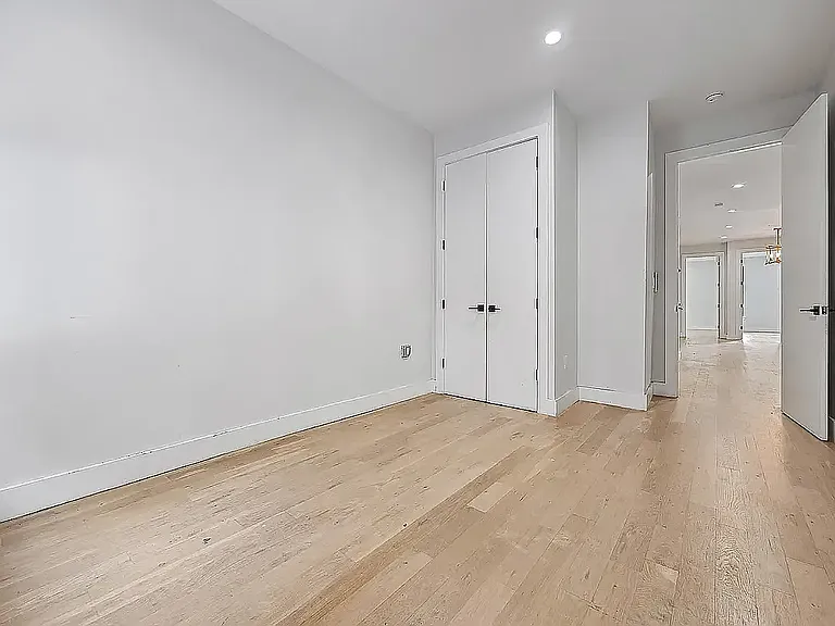 99 Clinton Ave #4 — Photo 7