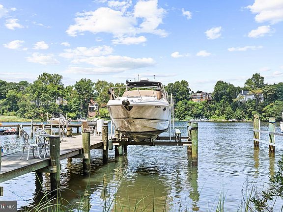 3rd image of 357 Overlook Trl