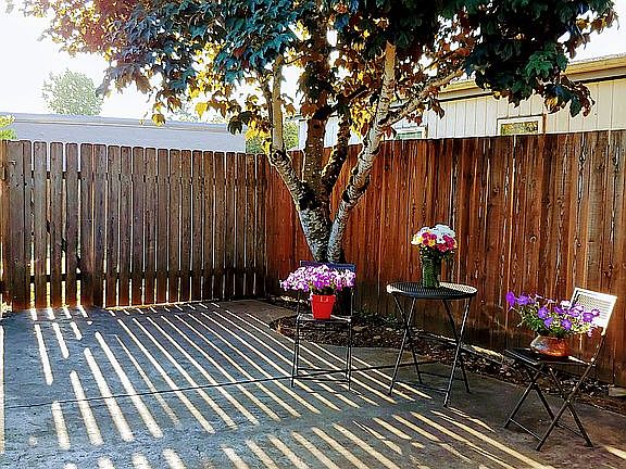 5th image of 6900 NE 149th Ct
