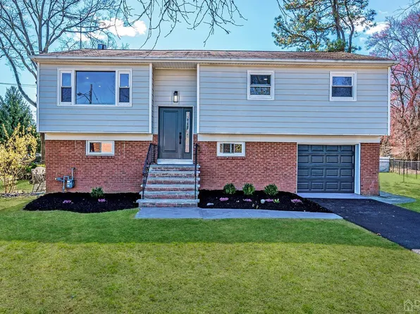 31 Midway Rd, Old Bridge, NJ 08857