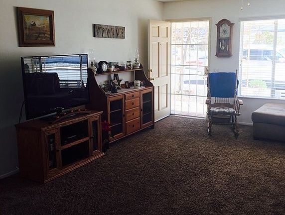 4th image of 461 Olympia Way