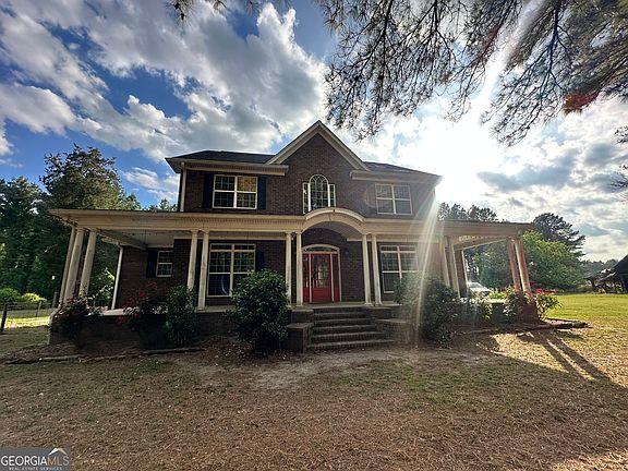 2nd image of 2131 Winchester Rd