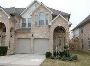 7519 S Linpar Ct, Houston, TX 77040