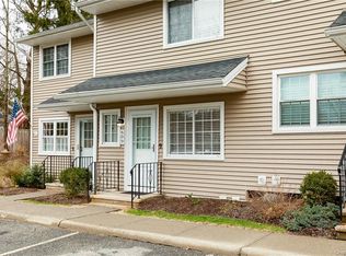 609 Covington Green Ln, Patterson, NY 12563