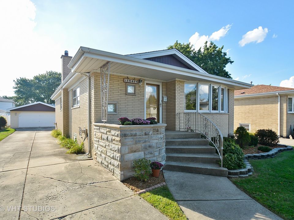 1st image of 10424 S Laporte Ave