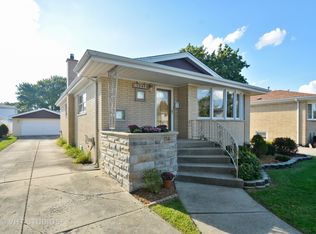 10424 S Laporte Ave, Oak Lawn, IL 60453
