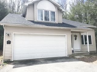 190 Stafford Rd, Hampden, MA 01036