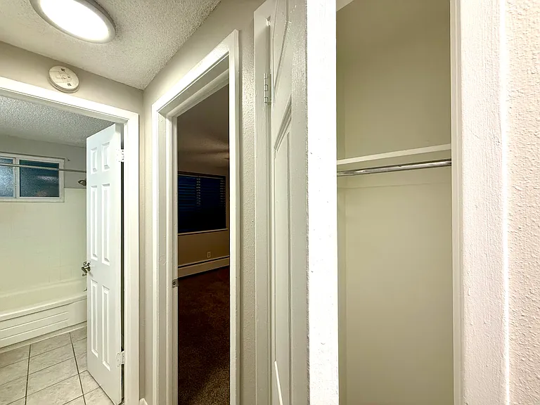 1303 Columbine St #105 — Photo 7