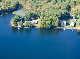 34 Huntley Rd, Averill Park, NY 12018