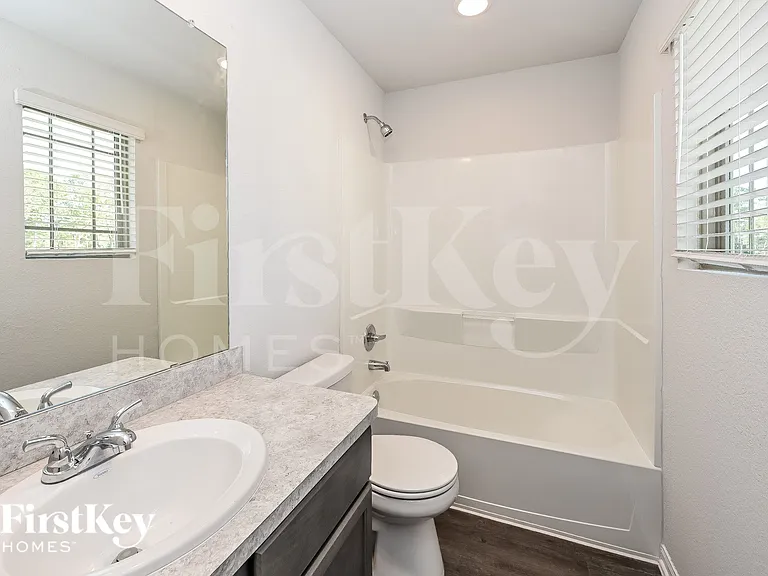 25590 Roy Rogers Rd — Photo 14