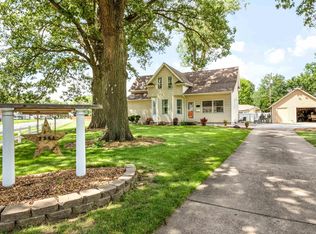 2301 Hickory Grove Rd, Davenport, IA 52804