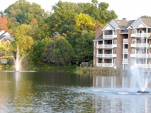 2nd image of 3151 Anchorway Ct APT L