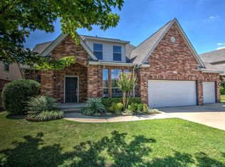 9232 E 76th Pl, Tulsa, OK 74133