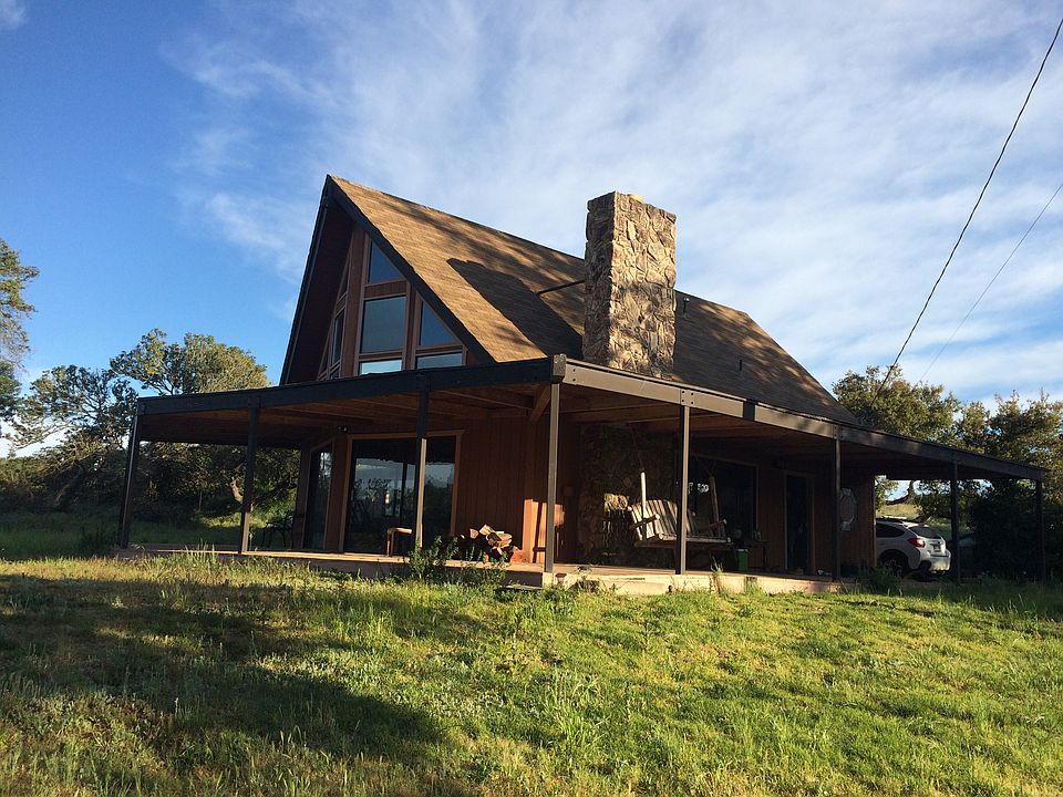 cool country cottage