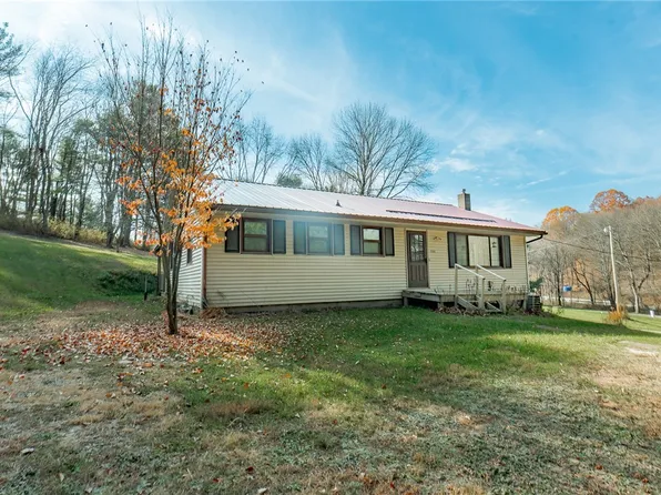 2203 Smyrna Rd, Marion Center, PA 15759