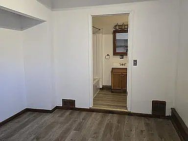3rd image of 2576 Old State Road 37 S #2582