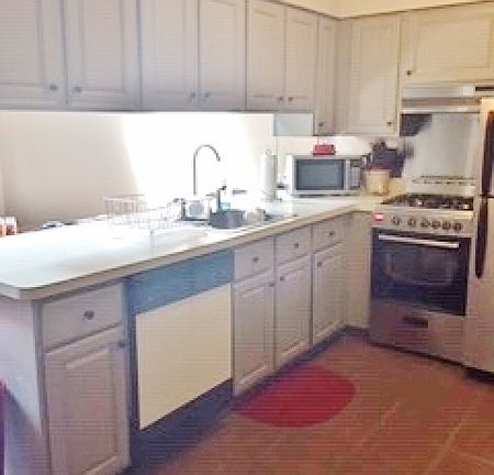 3rd image of 2 Gunstock Ct Unit 6
