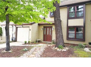 8 Cardinal Dr, Clementon, NJ 08021