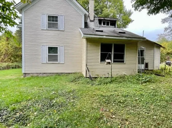 12339 Burchette Rd, Plainwell, MI 49080